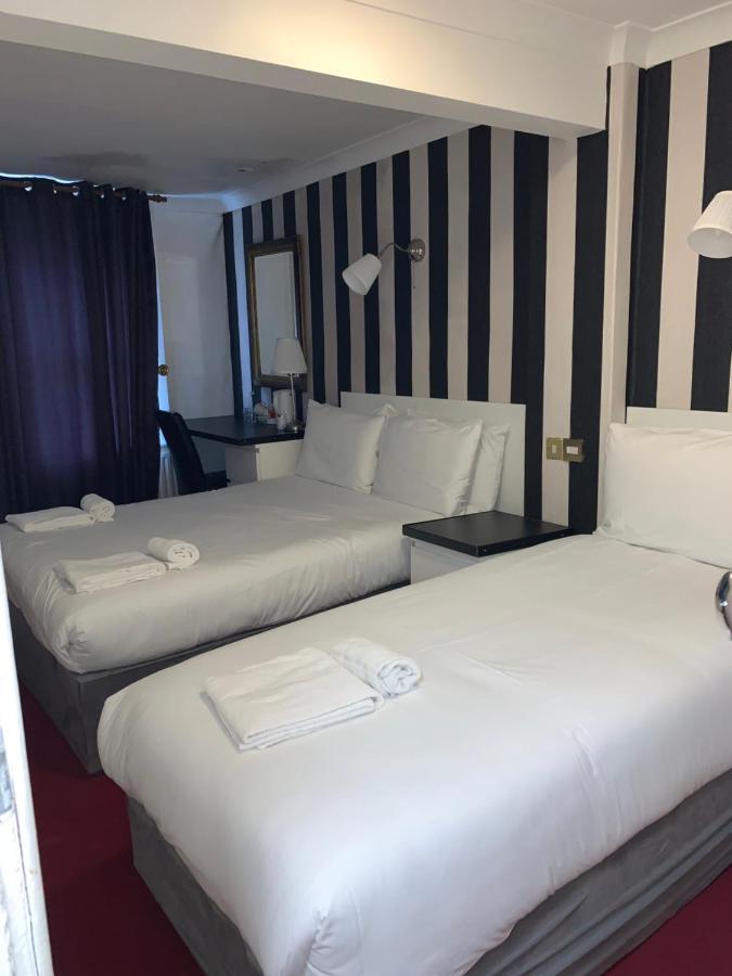 Clifton Court Hotel Dublin Room photo