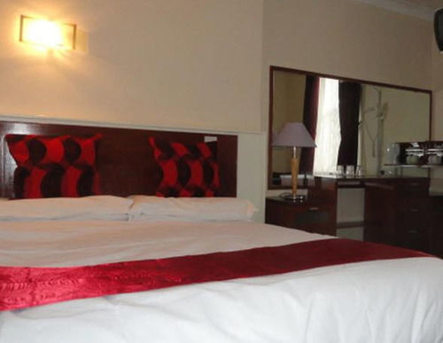 Clifton Court Hotel Dublin Exterior photo